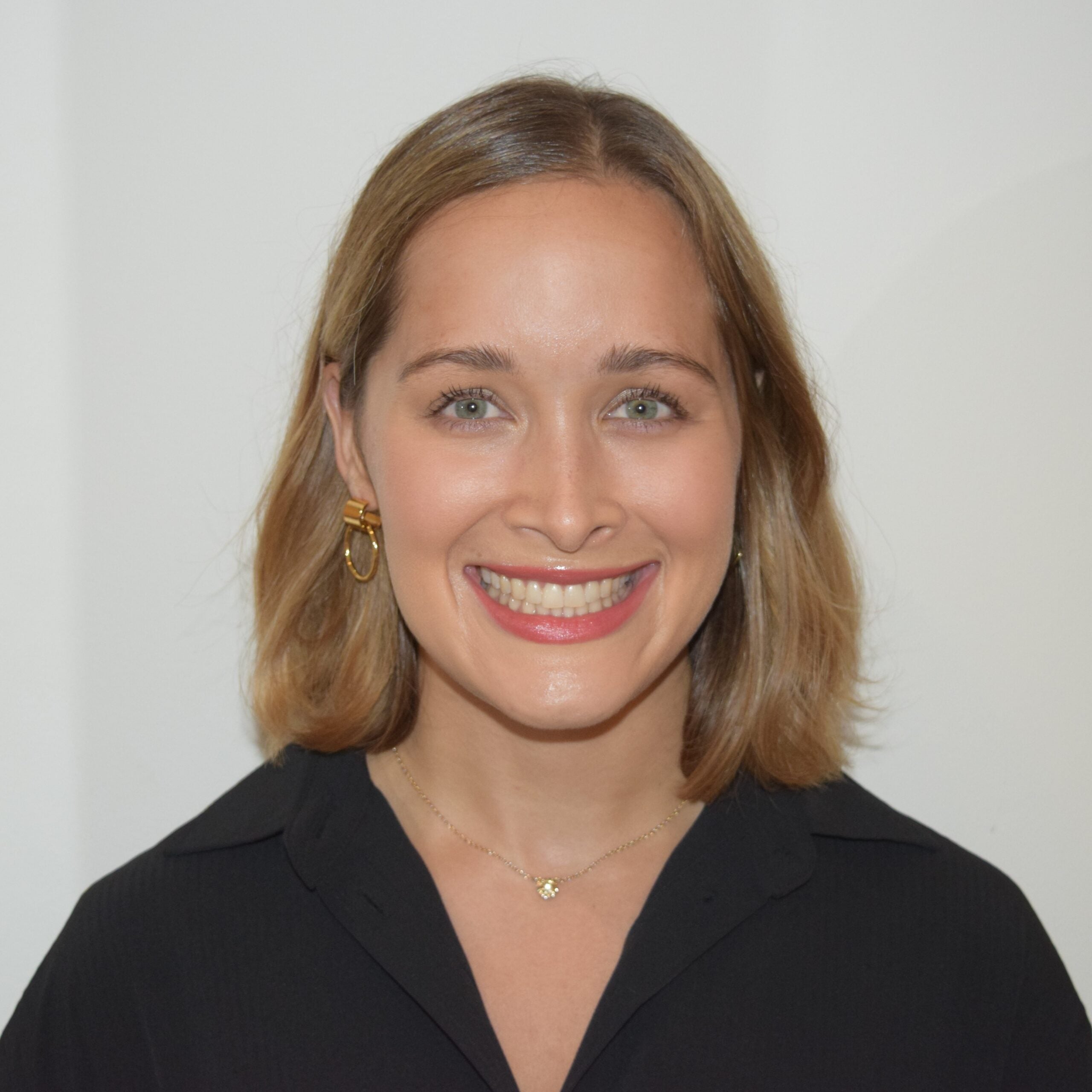 Kirsten Gallant headshot