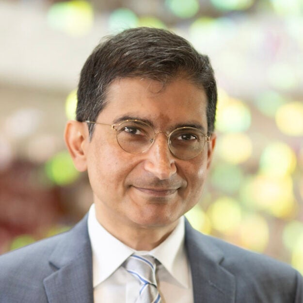 Headshot of Darius Lakdawalla